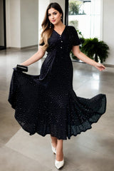 Plus Size Black V Neck Short Sleeve Mermaid Dress