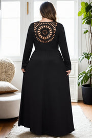 Plus Size Boho Dreamcatcher Maxi Dress - back detail